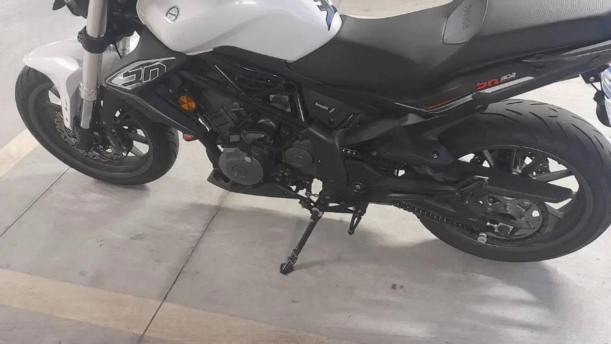 Benelli BN 302 (2017 - 19)  (2)
