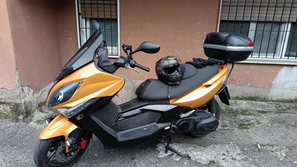 Kymco Xciting 500i R (2007 - 14)  (4)