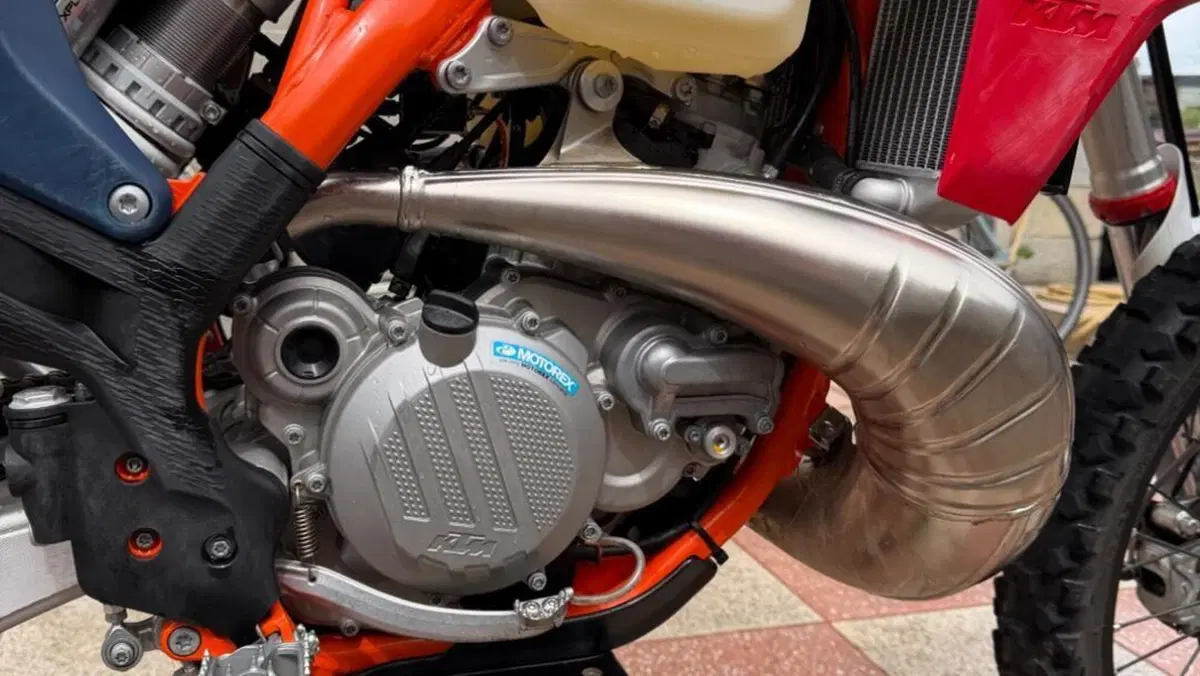 KTM 250 EXC-F Six Days (2023)  (5)