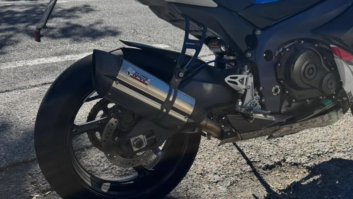Suzuki GSX R 750 (2011 - 17)  (3)