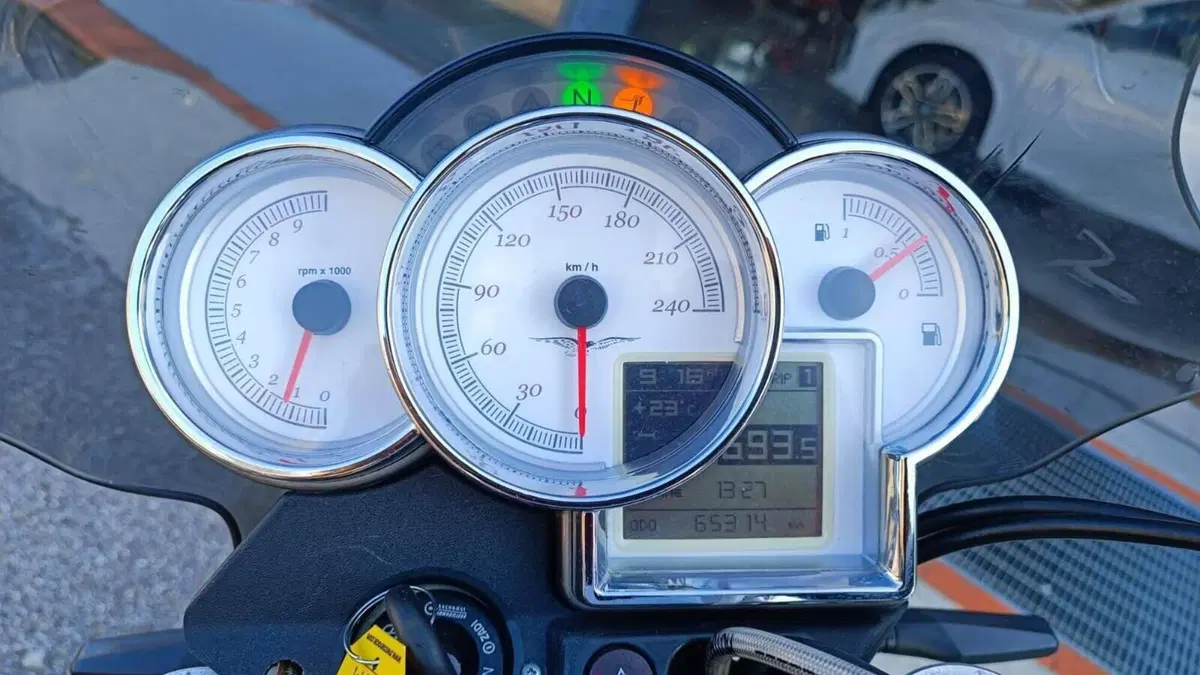 Moto Guzzi Sport 1200 (2006 - 08)  (17)