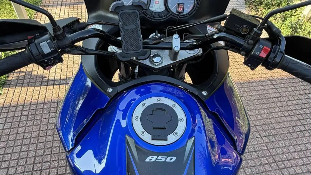 Suzuki V-Strom 650DL (2004 - 06)  (9)