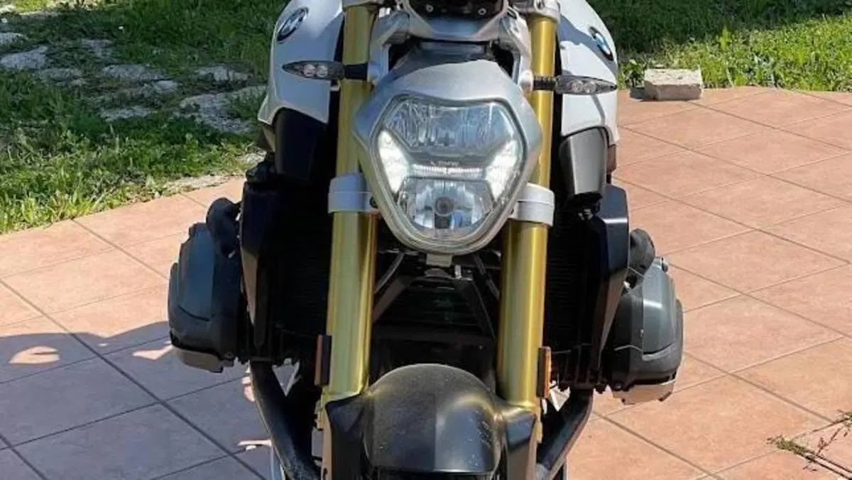Bmw R 1200 R (2017 - 18)  (4)