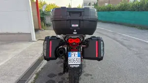 Moto Guzzi V85 TT (2024 - 26)  (6)