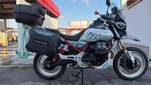 Moto Guzzi V85 TT (2024 - 26)  (11)