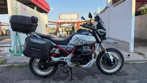 Moto Guzzi V85 TT (2024 - 26)  (7)