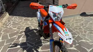 KTM 350 EXC-F Six Days (2025)  (2)