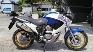Honda Transalp XL 700 V ABS (2007 - 2013)  (2)