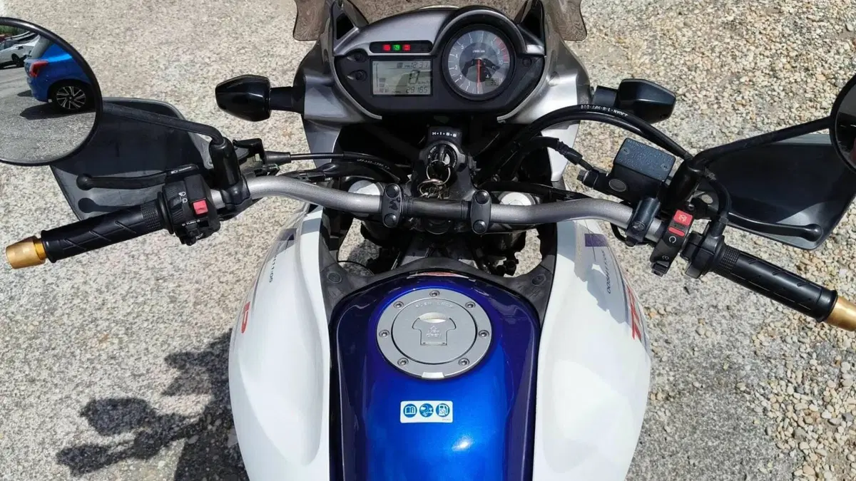 Honda Transalp XL 700 V ABS (2007 - 2013)  (12)