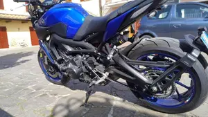 Yamaha MT-09 (2017 - 20)  (3)