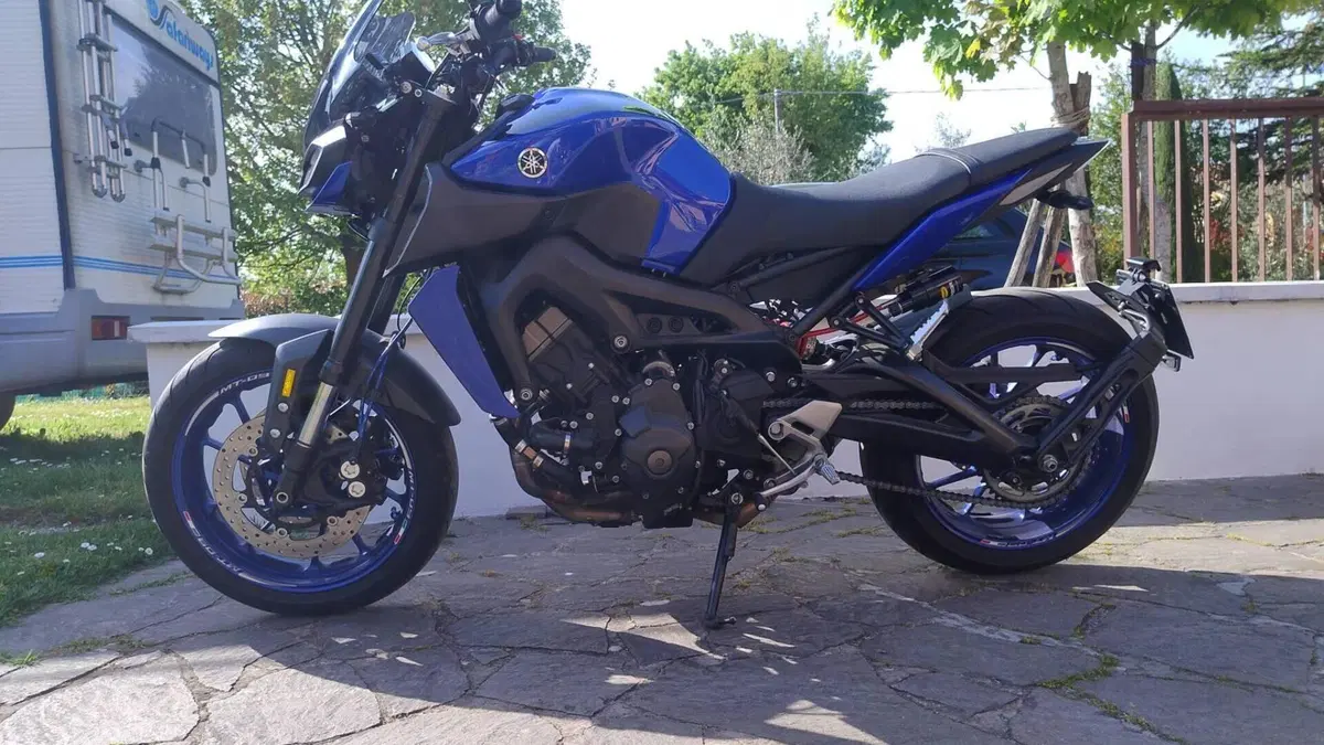 Yamaha MT-09 (2017 - 20)  (5)