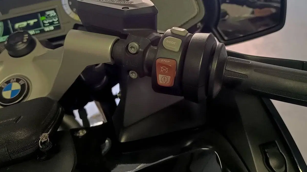 Bmw R 1200 RT (2017 - 18)  (6)
