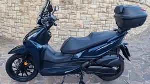 Kymco Agility 300i R16 ABS (2020)  (2)
