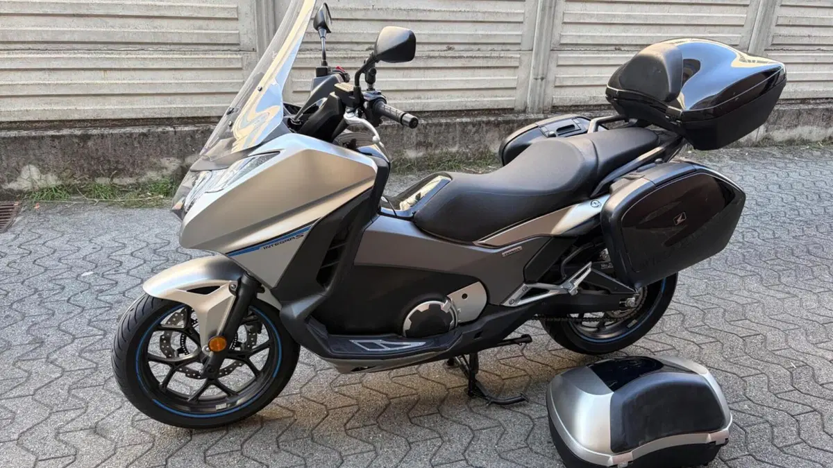 Honda Integra 750 DCT Sport (2017) 