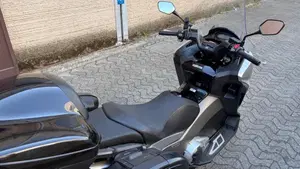 Honda Integra 750 DCT Sport (2017)  (3)