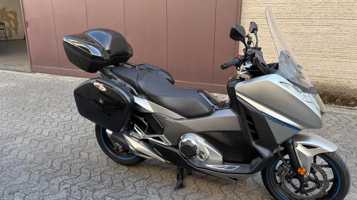 Honda Integra 750 DCT Sport (2017)  (5)