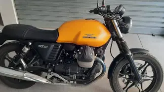 Moto Guzzi V7 II Stone (2015 - 17)