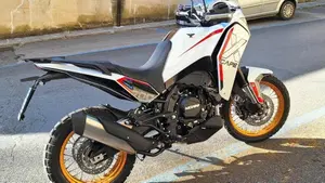 Moto Morini X-Cape 700 Gold Edition (2025 - 26) 