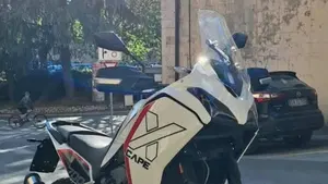 Moto Morini X-Cape 700 Gold Edition (2025 - 26)  (3)