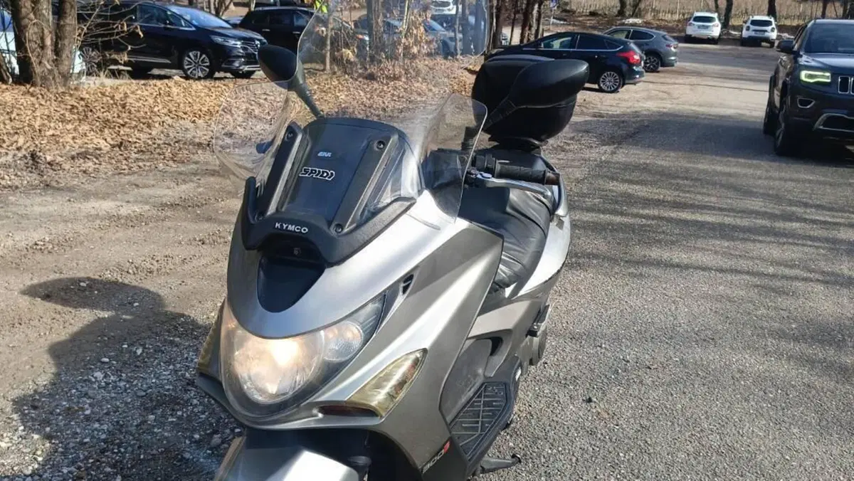 Kymco Xciting 300i 