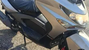 Kymco Xciting 300i  (5)