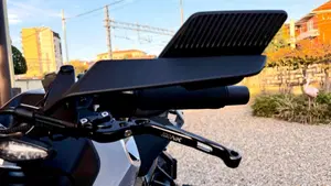 CFMOTO 300NK (2021 - 26)  (5)