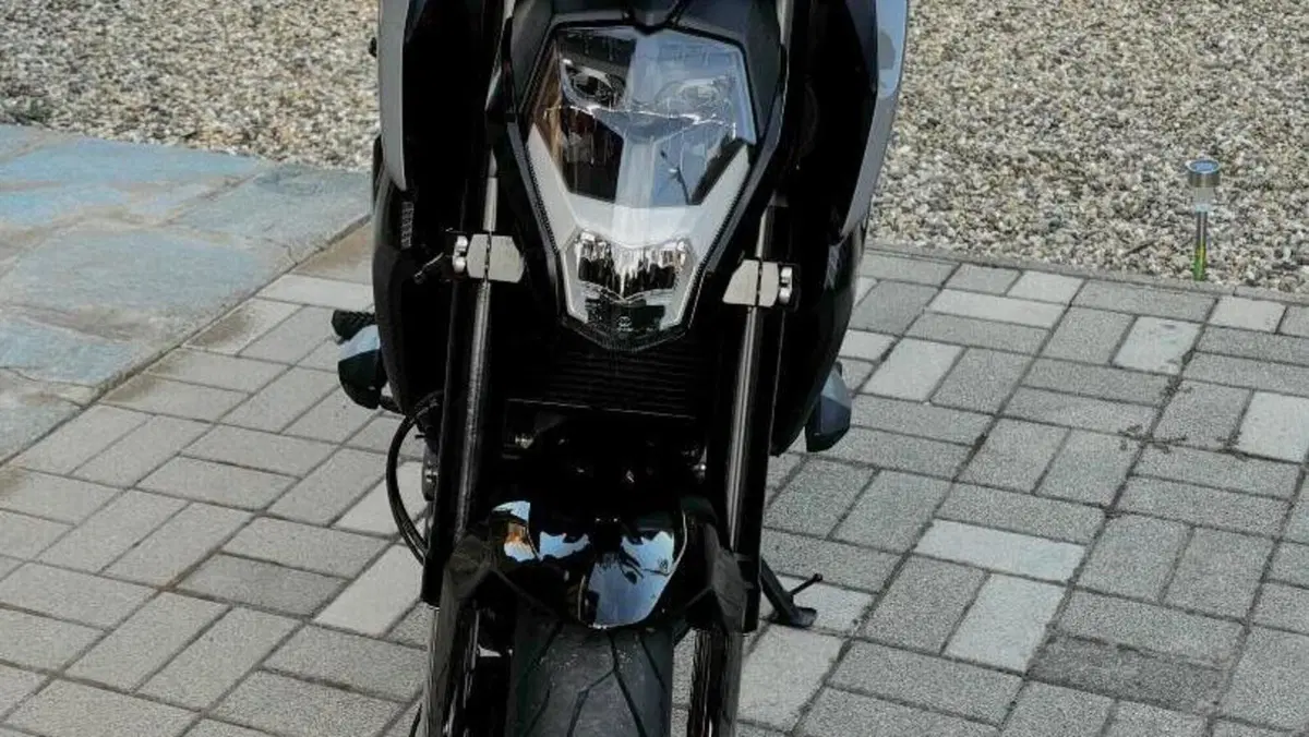 CFMOTO 300NK (2021 - 26)  (6)