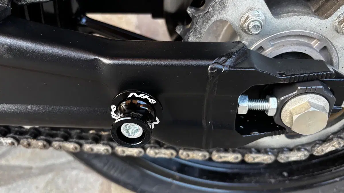 CFMOTO 300NK (2021 - 26)  (12)