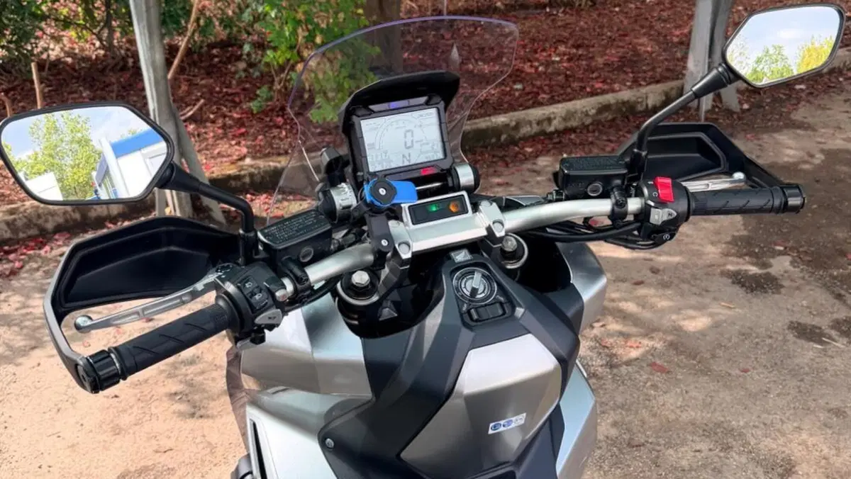 Honda X-ADV 750 (2017)  (3)