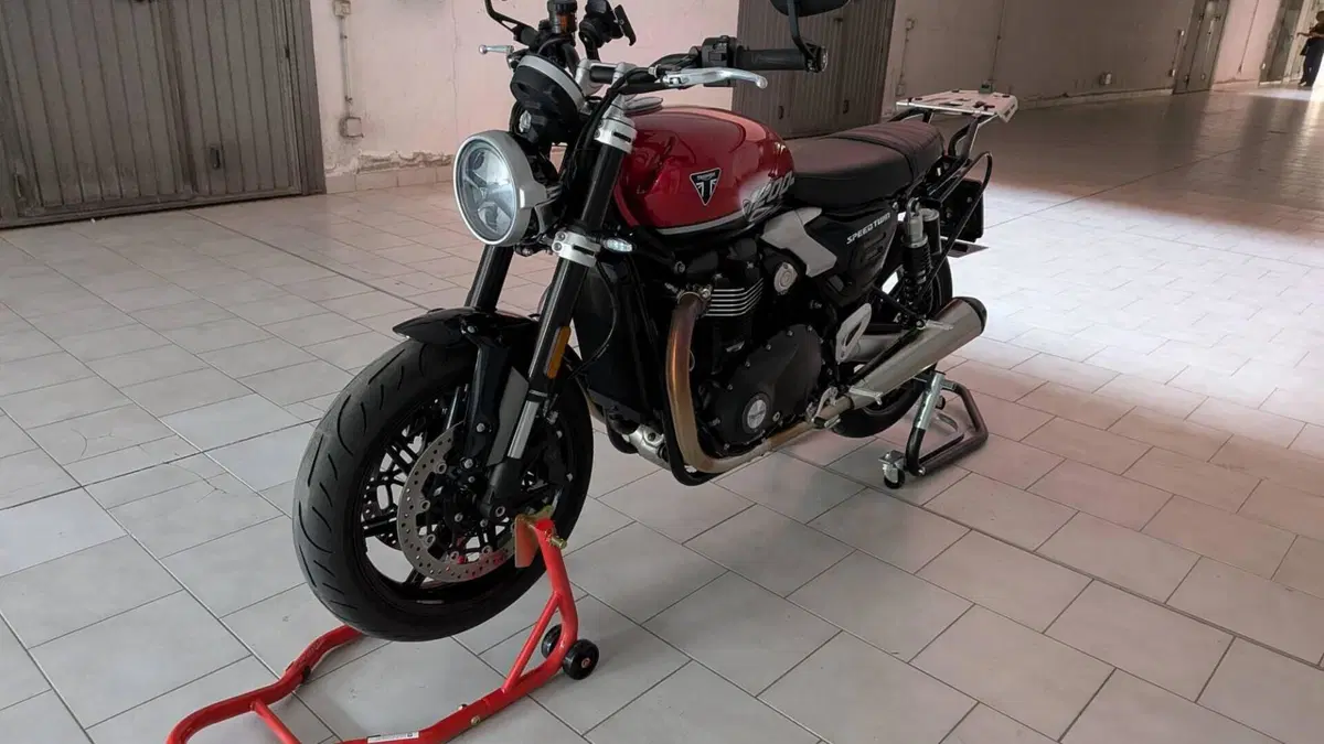 Triumph Speed Twin 1200 (2025 - 26)  (5)