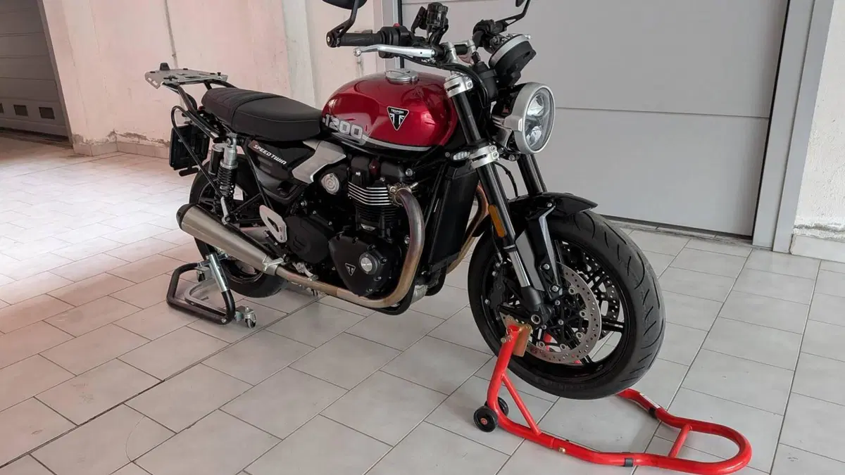 Triumph Speed Twin 1200 (2025 - 26)  (6)