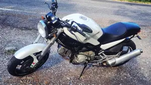 Ducati Monster 620 I.E (2002)  (2)
