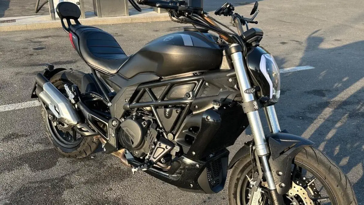 Benelli 502 C (2021 - 25)  (2)