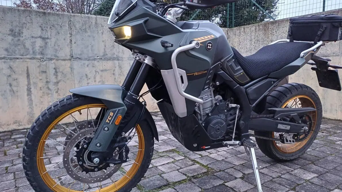 Kove 800X Pro (2024 - 25)  (2)