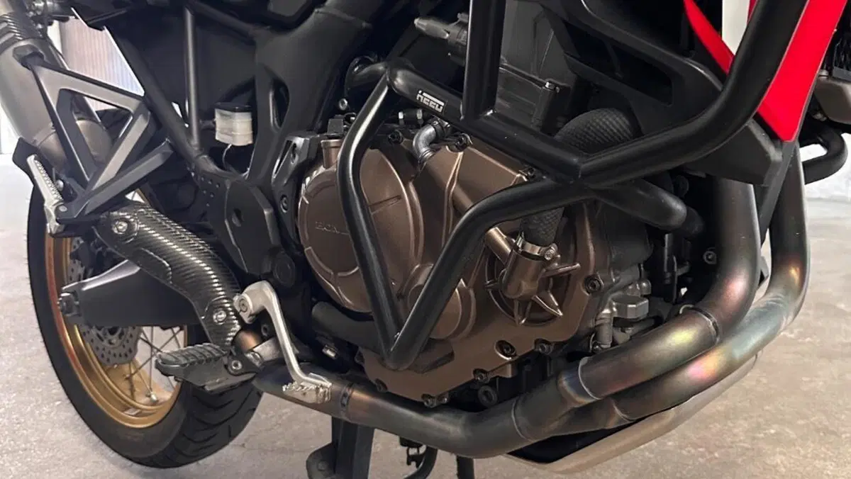 Honda Africa Twin CRF 1000L (2018 - 19)  (10)
