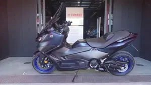 Yamaha T-Max 560 (2022 - 24)  (2)