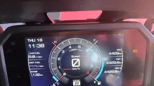 Yamaha T-Max 560 (2022 - 24)  (5)