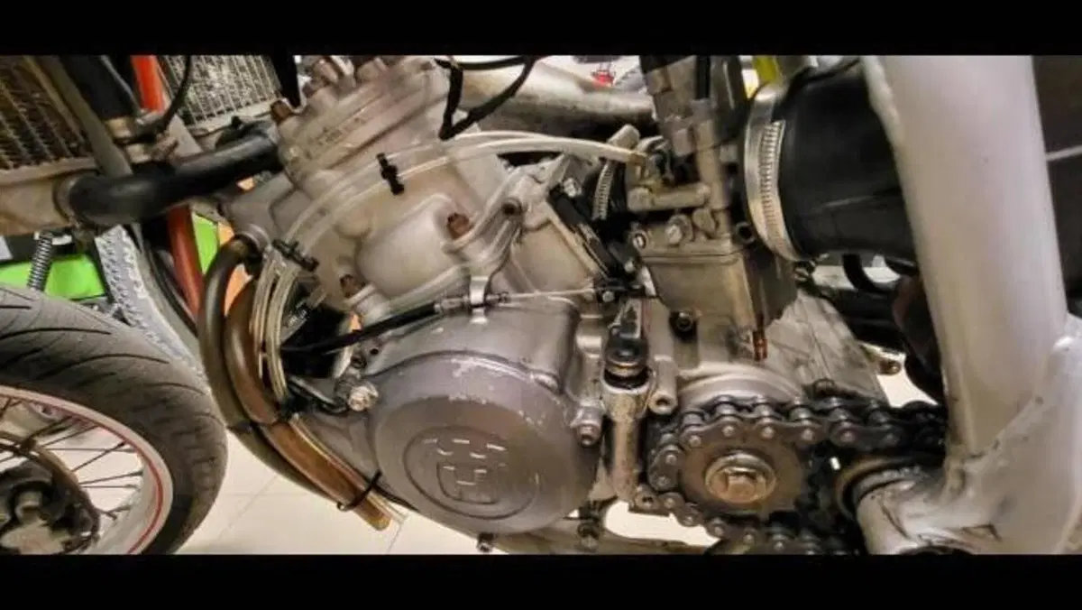 Husqvarna SM 125 (2007)  (10)