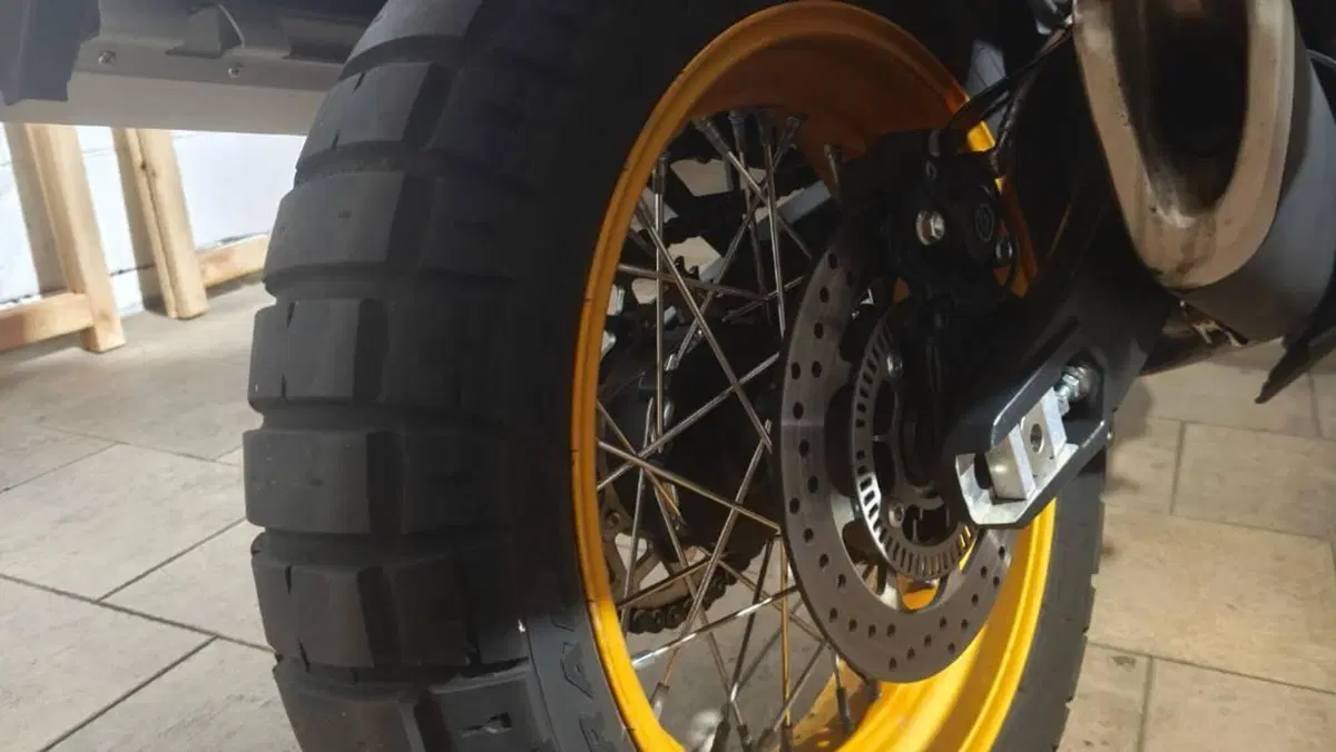 Moto Morini X-Cape 650 Gold Wheels Edition (2022 - 26)  (6)