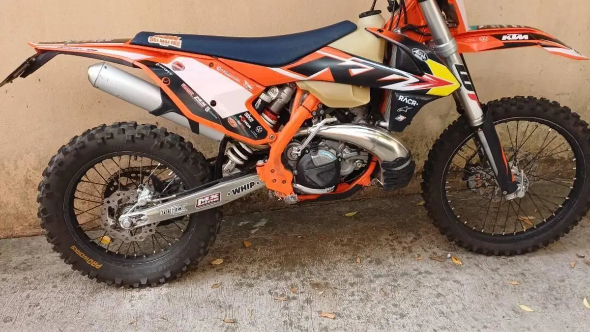 KTM 250 EXC TPI (2019)  (2)