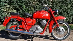 Moto Guzzi   (3)