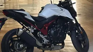 Honda CB 750 Hornet (2025)  (2)