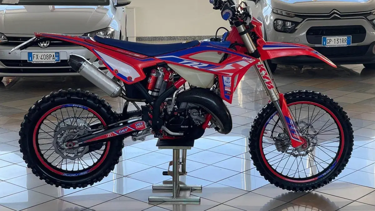 Betamotor RR 125 2T Enduro Racing (2022)  (6)