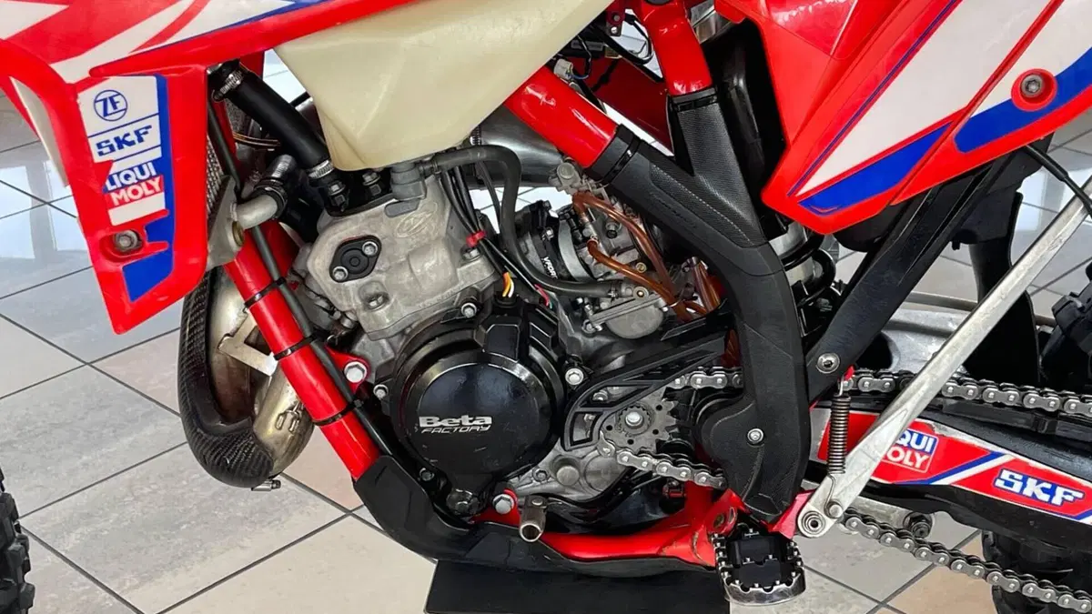 Betamotor RR 125 2T Enduro Racing (2022)  (9)