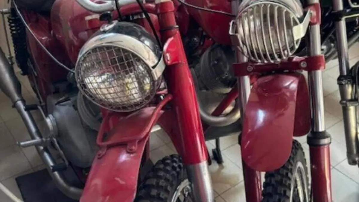 Moto Guzzi   (8)