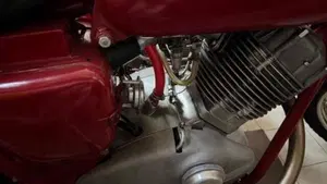 Moto Guzzi   (9)