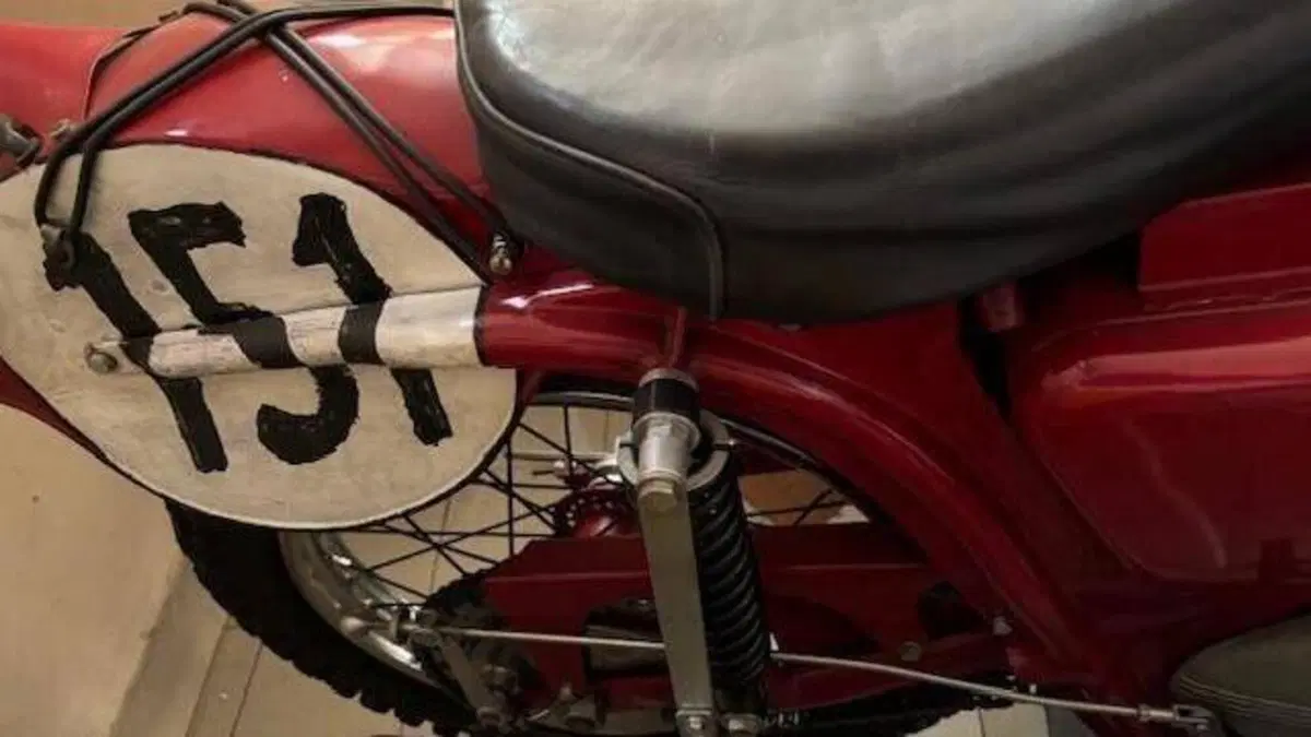 Moto Guzzi   (10)