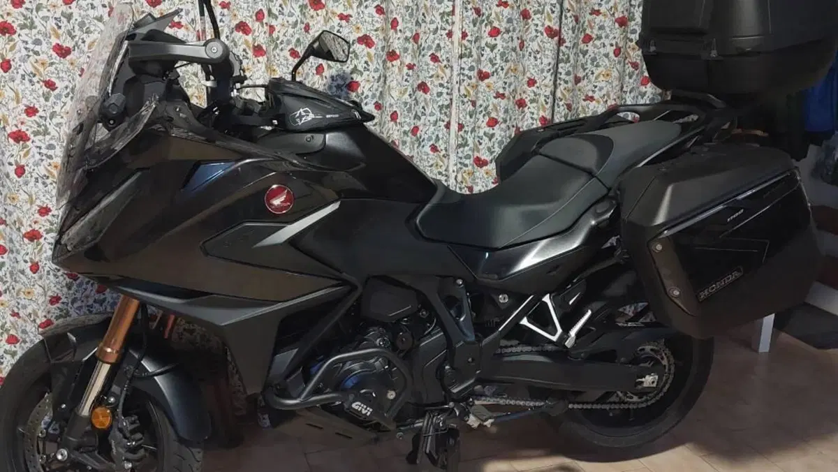 Honda NT 1100 DCT Electronic Suspension (2025 - 26)  (2)