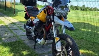 Moto Guzzi V85 TT Evocative Graphics (2019 - 20)