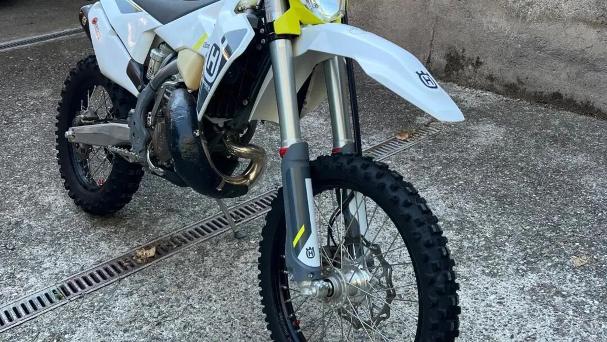 Husqvarna TE 150i (2023)  (3)